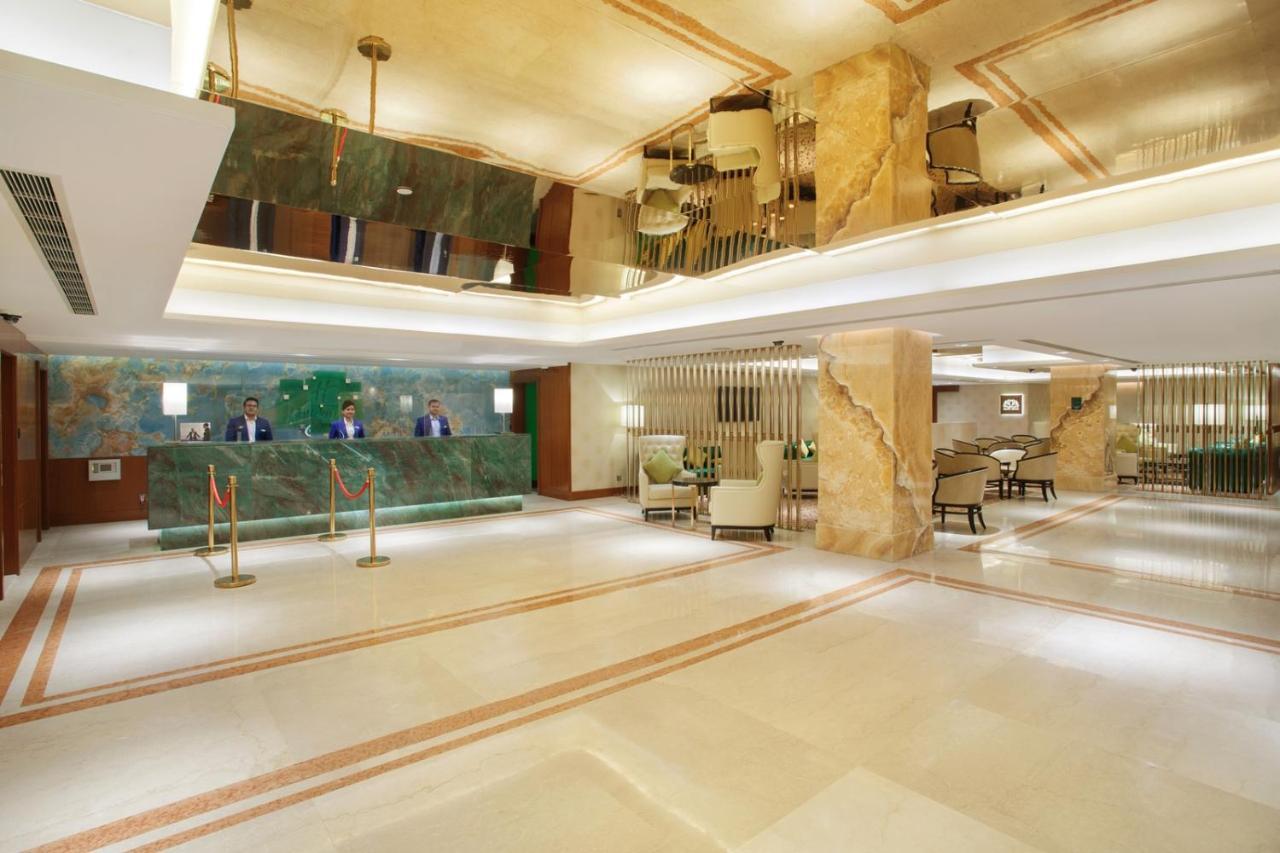 Holiday Inn Dhaka City Centre By Ihg Exterior photo