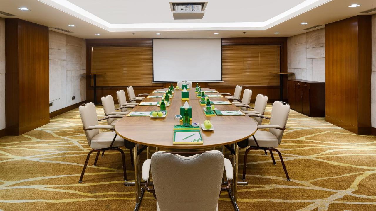 Holiday Inn Dhaka City Centre By Ihg Exterior photo